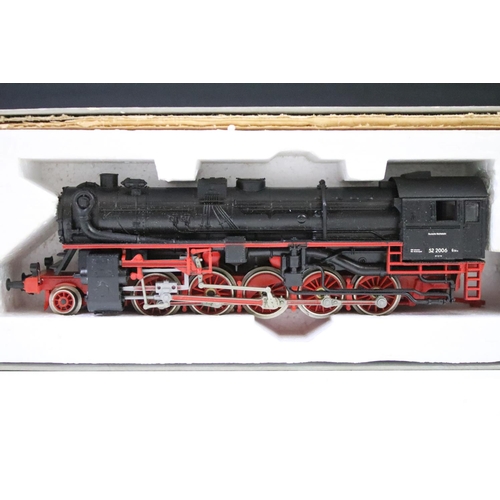 109 - Four Ho gauge locomotives to include a boxed Rivarossi 1224 Indiana Harbour Belt 102, boxed Piko BR5... 