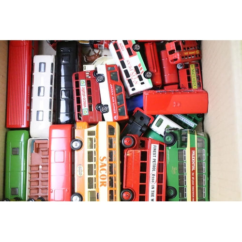 1273 - Very large collection of diecast and plastic models from the mid 20th C onwards, mainly various buse... 