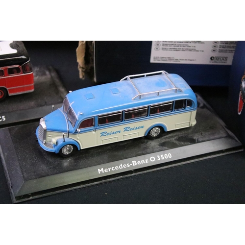 1216 - 35 Atlas Editions Classic Coaches Collection diecast models, together with a quantity of associated ... 