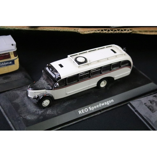 1216 - 35 Atlas Editions Classic Coaches Collection diecast models, together with a quantity of associated ... 