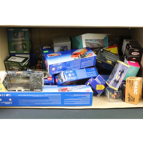 1217 - Collection of around 45 boxed / cased diecast models to include Minichamps, Britains 42765, Siku mod... 