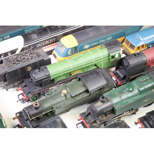 123 - 14 OO gauge locomotives to include Hornby Duchess of Sutherland, Graham Farish 9410 0-6-0 GWR Loco, ... 