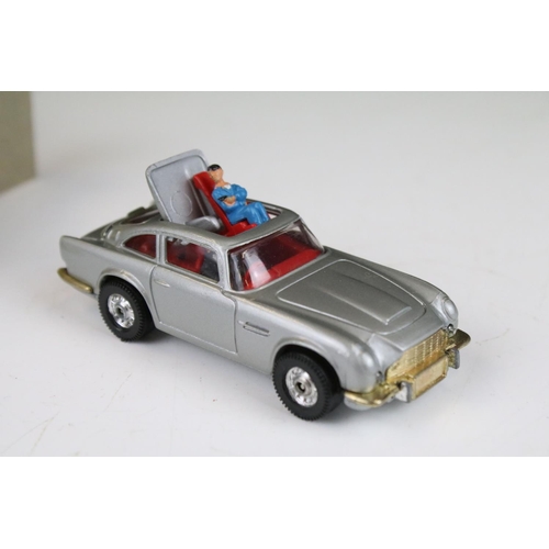 1375 - Boxed Corgi 270 James Bond 007 Aston Martin diecast model, with ejector figure, vg