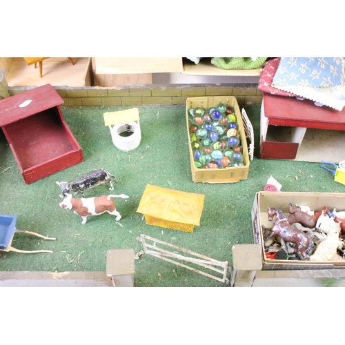 302 - Small collection of play worn plastic & metal farm animals and accessories, to include Britains & Ch... 