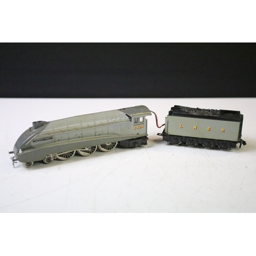 140 - Four OO gauge locomotives to include Wrenn City of Wells, Hornby City of Nottingham, LNER Silver Lin... 