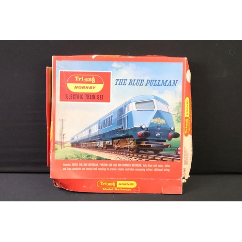 99 - Quantity of OO gauge model railway to include boxed Triang Hornby The Blue Pullman train set, Triang... 