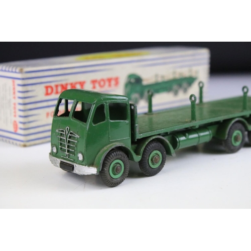 1388 - Three boxed Dinky Supertoys diecast models to include 902 Foden Flat Truck in blue cab & chassis wit... 