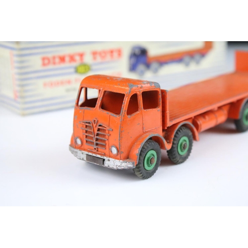 1388 - Three boxed Dinky Supertoys diecast models to include 902 Foden Flat Truck in blue cab & chassis wit... 