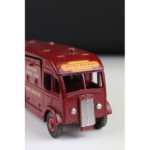 1390 - Boxed Dinky Supertoys 981 Horse Box diecast model, British Railways decals, diecast vg with paint ch... 