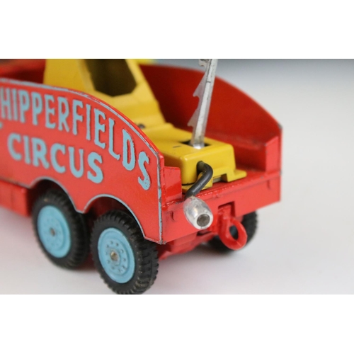 1391 - Two boxed Corgi Major diecast models to include 1127 Simon Snorkel Fire Engine & 1121 Chipperfield C... 