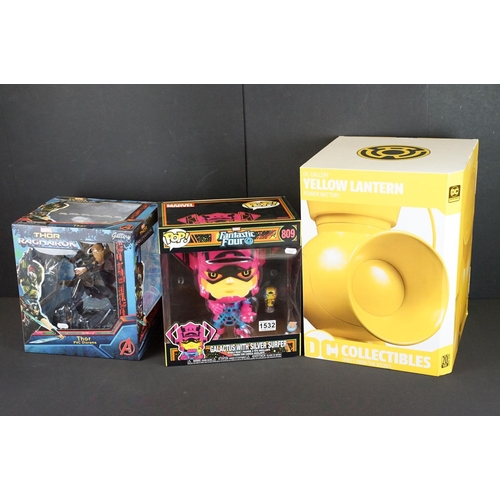 1532 - Collection of three boxed Marvel and DC related items to include DC Collectibles Gallery Yellow Lant... 