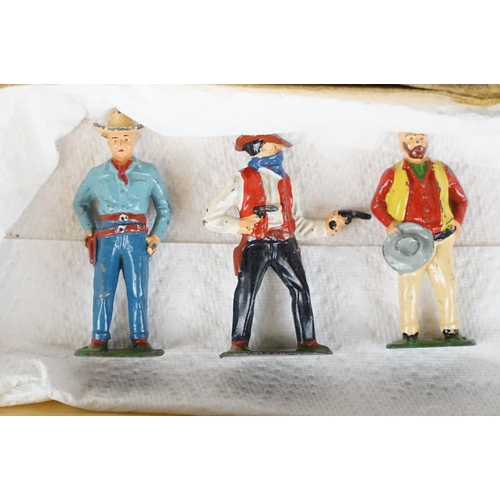 325 - Boxed Timpo Toys Hopalong Cassidy Western Series Set No. 219 in original box, including 7 x standing... 