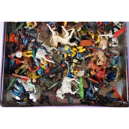 333 - Large collection of play worn plastic & metal figures, mostly soldier figures, to include Britains, ... 