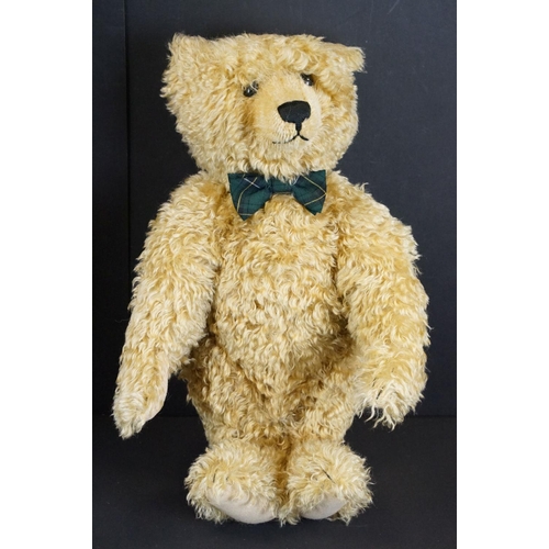 381 - Boxed ltd edn Steiff Henderson Bear Blond 55 exclusively for Teddy Bears of Witney, in excellent con... 