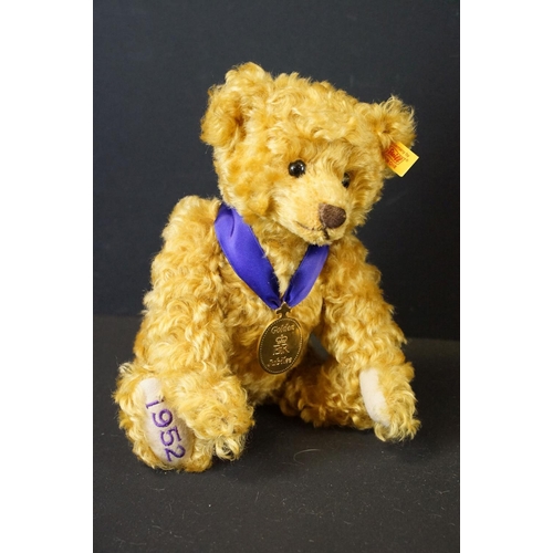 390 - Steiff - Collection of five Steiff teddy bears to include 660740 Queen Elizabeth II Golden Jubilee (... 