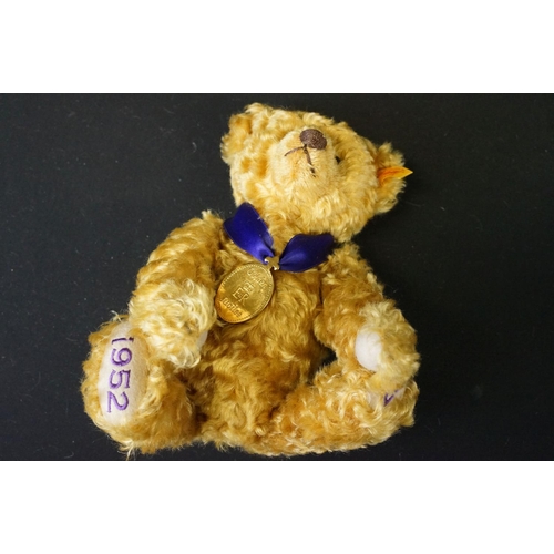 390 - Steiff - Collection of five Steiff teddy bears to include 660740 Queen Elizabeth II Golden Jubilee (... 