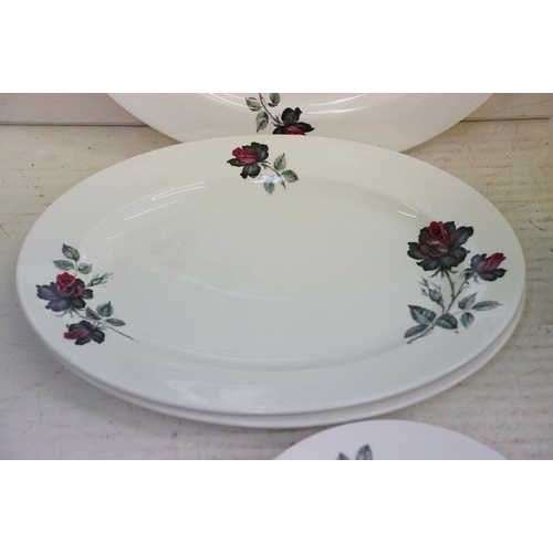 47 - Royal Albert 'Masquerade' pattern dinner service to include 19 dinner plates, 3 serving dishes, 4 si... 