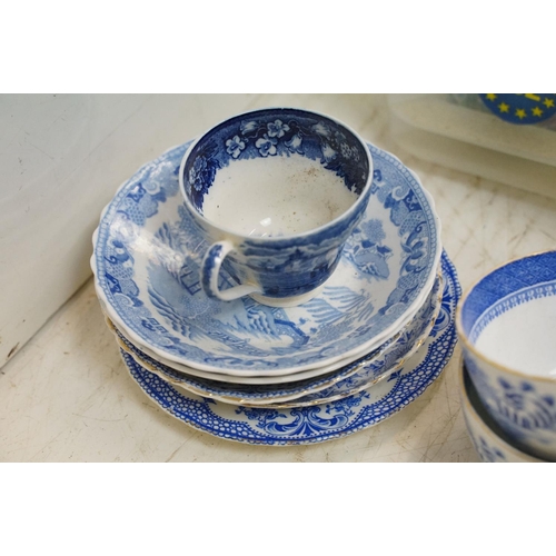 49 - Collection of blue & white tea ware / ceramics, 19th century onwards, to include a Dutch wash jug & ... 