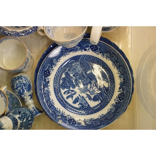 49 - Collection of blue & white tea ware / ceramics, 19th century onwards, to include a Dutch wash jug & ... 