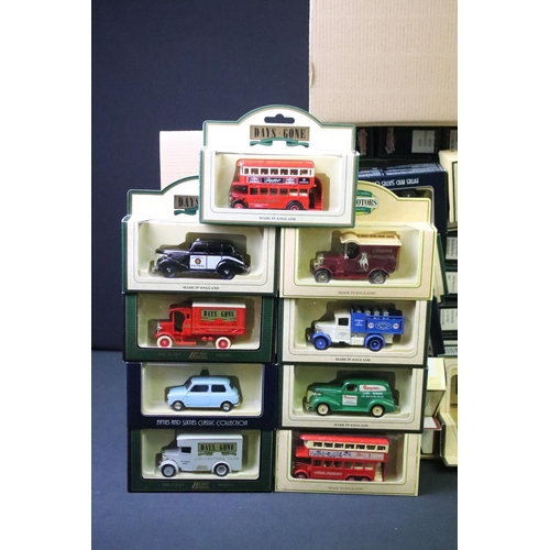 1239 - Collection of around 180 boxed diecast models to include mainly Lledo Days Gone, Days Gone Vanguards... 