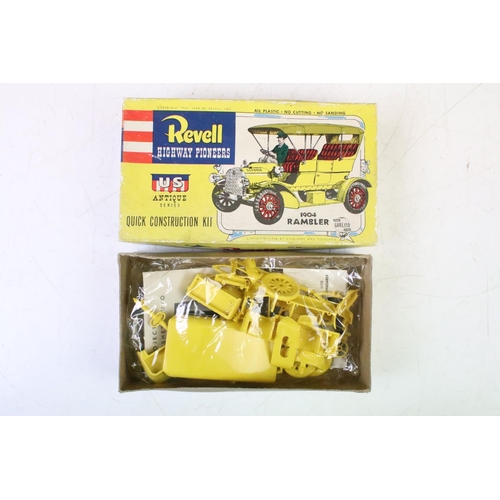 192 - Collection of metal and plastic kit models, accessories and vehicles to include boxed Westward 4mm c... 