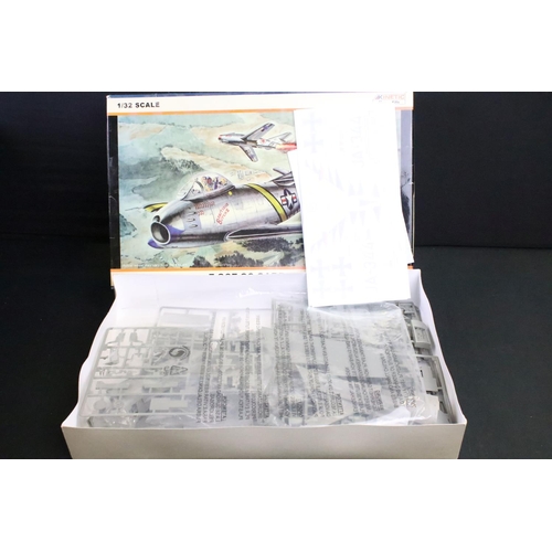 200 - 19 Boxed & unbuilt plastic military aircraft model kits, 1/32 to 1/72 scale, to include Revell (0424... 