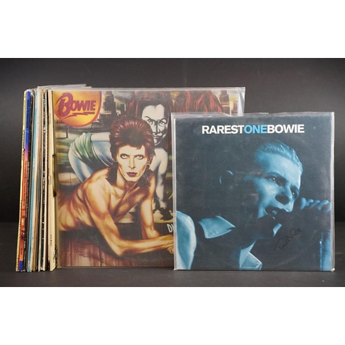 293 - Vinyl / Autographs - 15 David Bowie and related albums signed by members of David Bowie’s band and o... 