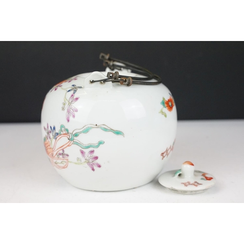 21 - Collection of 18th & 19th Century Chinese ceramics, 7 pieces, to include two Famille Rose teapots, f... 