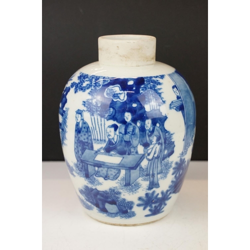 24 - Group of antique Chinese blue & white porcelain, four pieces, to include an octagonal dish with flor... 