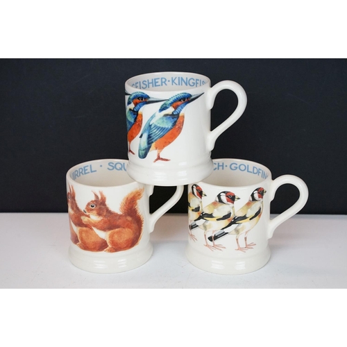 66 - A collection of three Emma Bridgewater litho 1/2 pint mugs to include Red Squirrel, Kingfisher and G... 