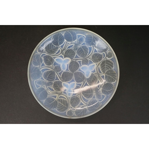 80 - Arrers of France opalescent glass circular dish, in the manner of Lalique, releif moulded with sweet... 