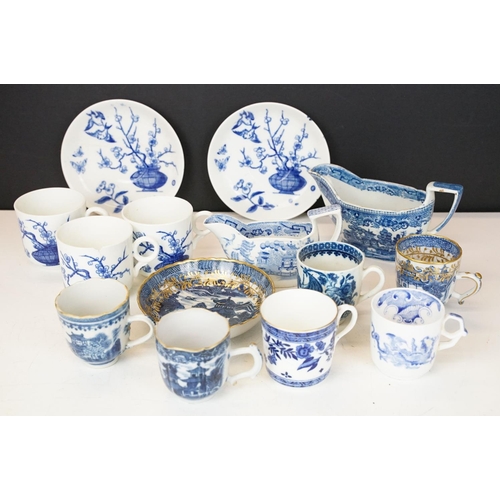 84 - Collection of 19th century blue & white English porcelain, featuring early 19th C examples, to inclu... 