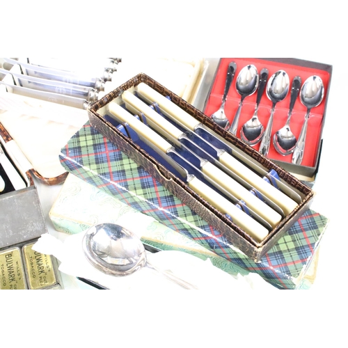 309 - A collection of mixed cased cutlery to include fish knive and forks together with a Will's Bulwark t... 