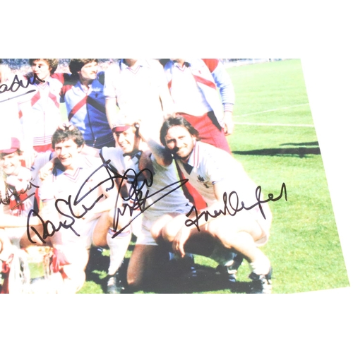 216 - Football Autographs - West Ham United - Five FA Cup winning photos to include 1964 signed by Brown, ... 