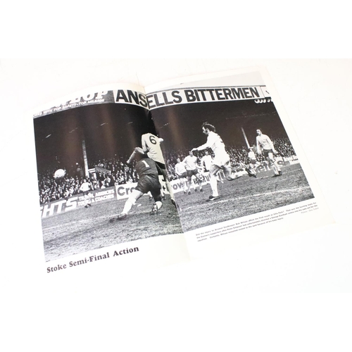 218 - Football Autographs & Programmes - Leeds United v Arsenal 1972 FA Cup Final - Colour photo signed by... 