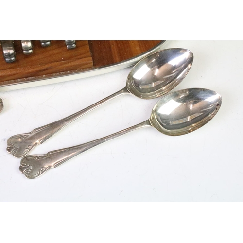 292 - A collection of Ashberry silver plated cutlery on fitted tray