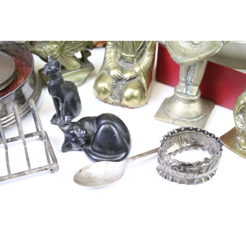 296 - A group of mixed collectables to include a sterling silver powder compact, silver bottle coaster, si... 