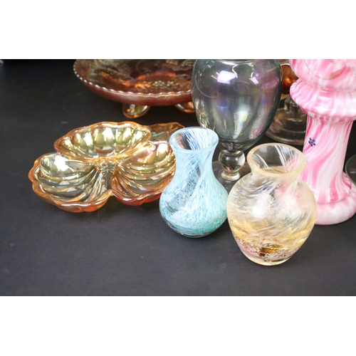 91 - Collection of assorted 20th Century glass to include assorted Caithness vases (unmarked), carnival g... 