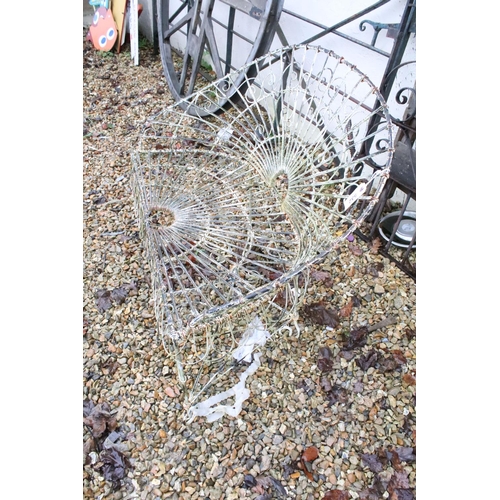 532 - Wirework twin-seat garden bench with arched back, approx 85cm H x 90cm W