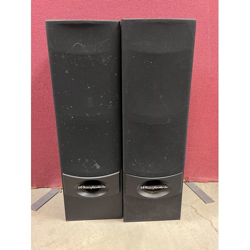 881A - Stereo Equipment - Pair of Wharfedale Valdus 400 floor standing speakers