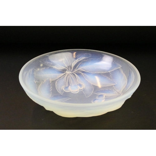 47 - G. Vallon of France - Art Deco opalescent moulded glass bowl with cherry & leaf decoration, with rai... 