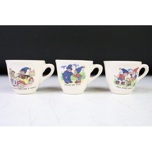 62 - Mid 20th C childs Noddy tea set with transfer printed scenes, to include 2 x teapots (one with cover... 