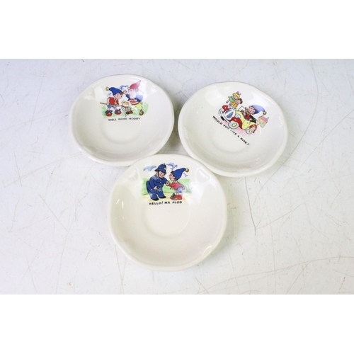 62 - Mid 20th C childs Noddy tea set with transfer printed scenes, to include 2 x teapots (one with cover... 