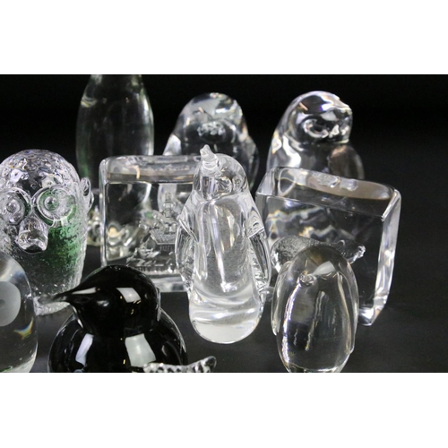 111 - Collection of assorted glass animal paperweights, mostly unsigned including a green dapple frog, mou... 