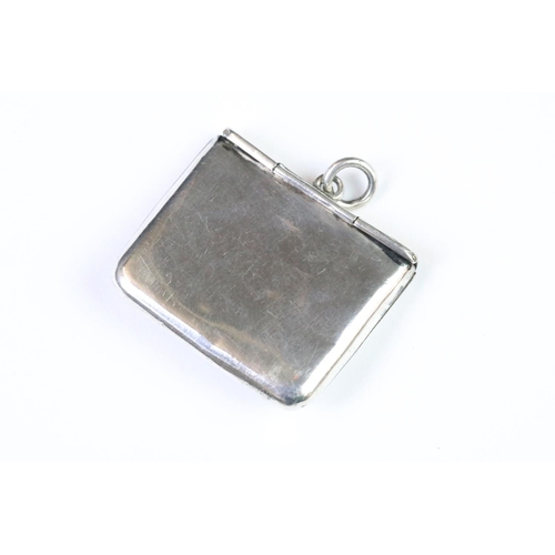 88 - A fully hallmarked sterling silver stamp case, assay marked with the anchor for Birmingham, maker ma... 