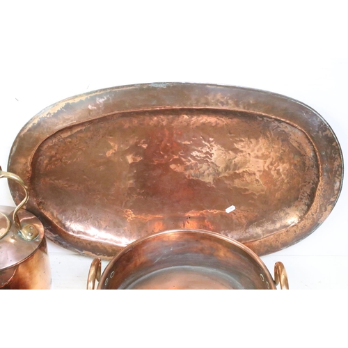 394 - 19th Century Victorian copper kitchenware to include a large kettle, two twin handled pans, lidded s... 