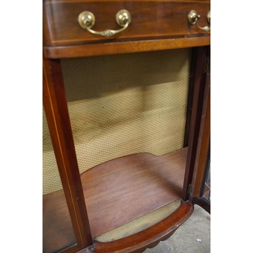 667 - Edwardian Mahogany Inlaid Mirrored Back Glazed Cabinet, the upper section with kidney shaped bevelle... 