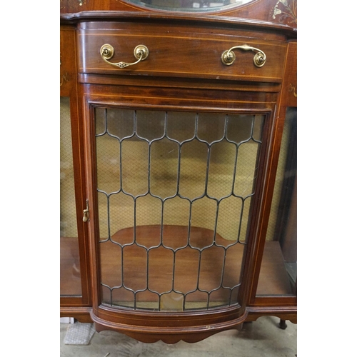 667 - Edwardian Mahogany Inlaid Mirrored Back Glazed Cabinet, the upper section with kidney shaped bevelle... 