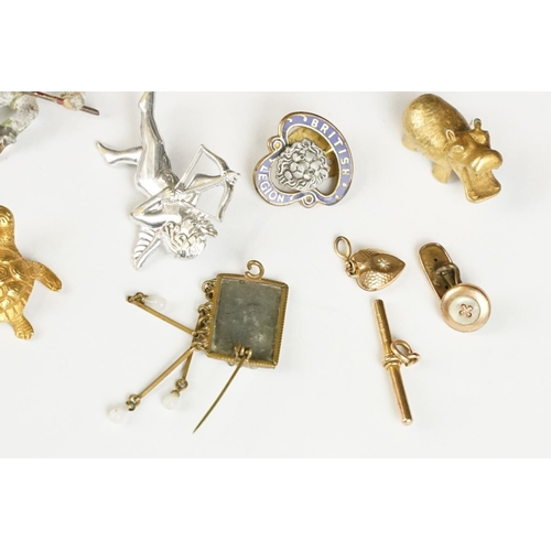 365 - Group of Collectables including Lead Figures, Gilt Turtle, Silver Plated Dog, Eagle, Badges, etc