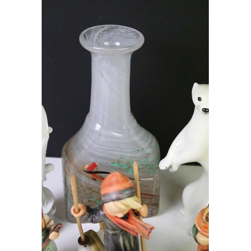 127 - Mixed glass, ceramics & collectables to include a 20th century studio glass bottle vase (22.5cm tall... 